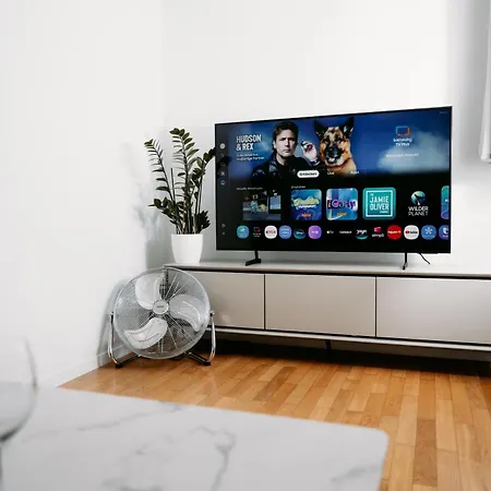 Διαμέρισμα Free Parking, Nespresso, Netflix Βελς